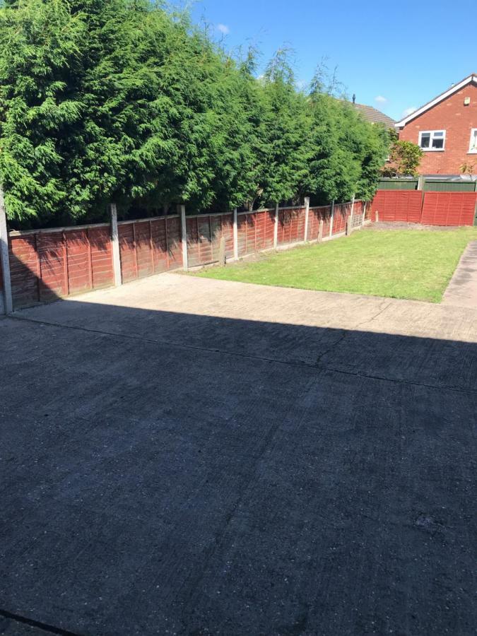 8 Pickering Road Villa Telford Buitenkant foto